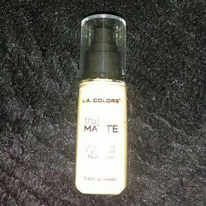 L.A. Colors Truly Matte Foundation